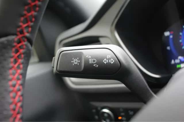 Ford Kuga (2024) thumbnail 24