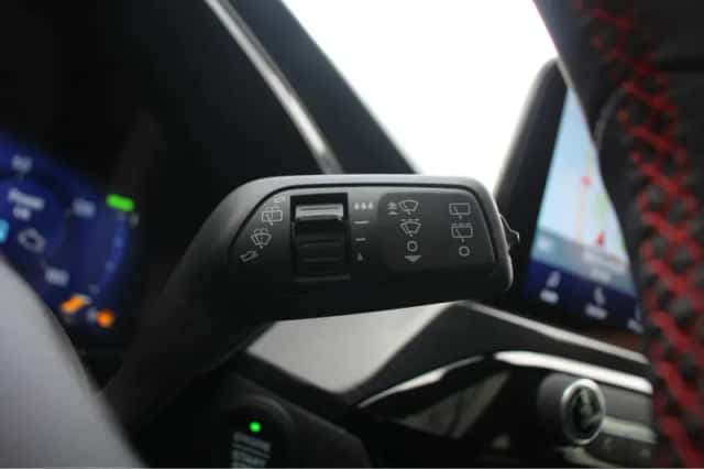 Ford Kuga (2024) thumbnail 25