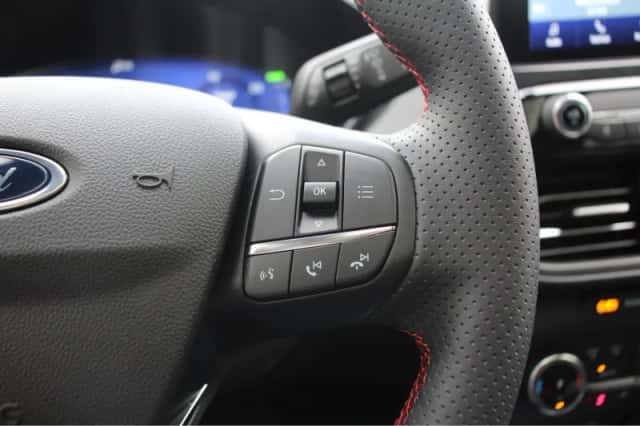 Ford Kuga (2024) thumbnail 26