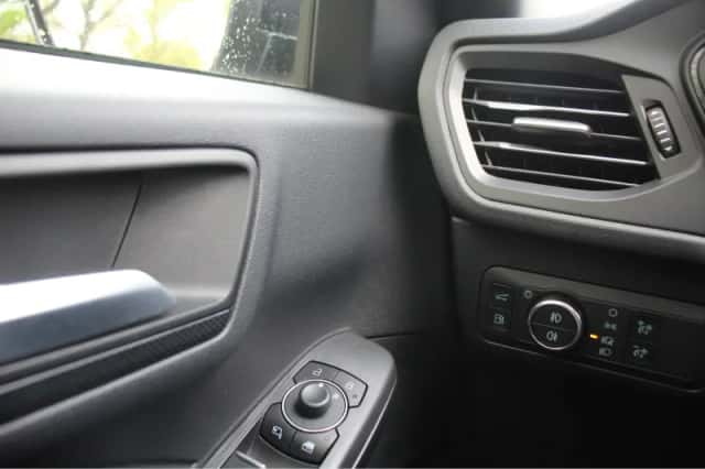 Ford Kuga (2024) thumbnail 28