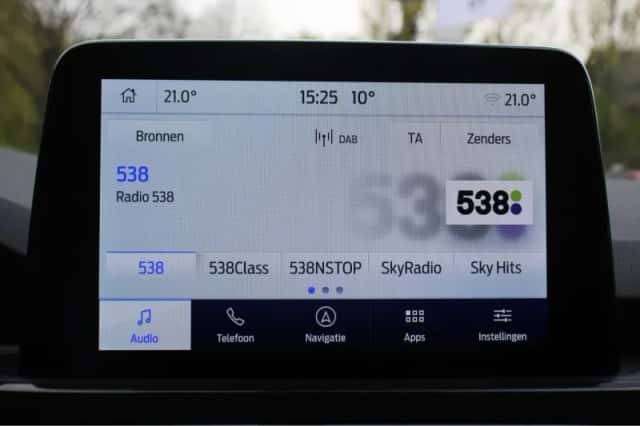Ford Kuga (2024) thumbnail 31