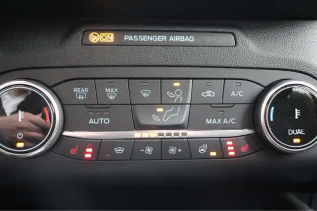 Ford Kuga (2024) thumbnail 37