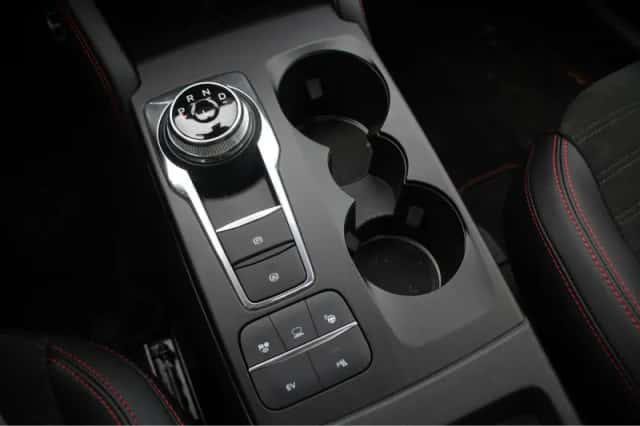 Ford Kuga (2024) thumbnail 42