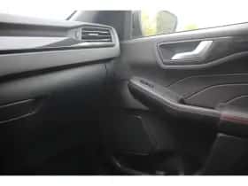 Ford Kuga (2024) thumbnail 43