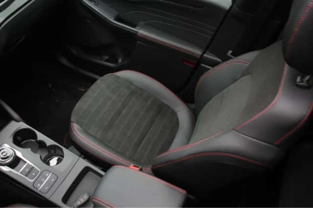 Ford Kuga (2024) thumbnail 65