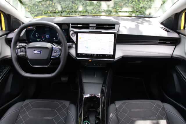 Ford Puma (2025) thumbnail 5