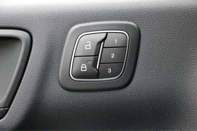 Ford Kuga (2026) thumbnail 9