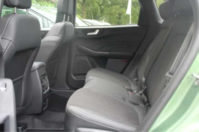 Ford Kuga (2024) thumbnail 55
