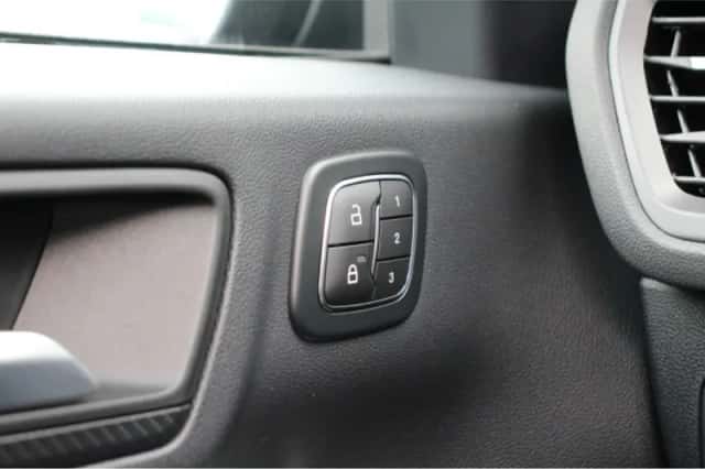 Ford Kuga (2026) thumbnail 12