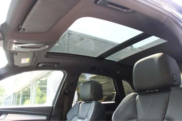 Audi Q5 (2024) thumbnail 9
