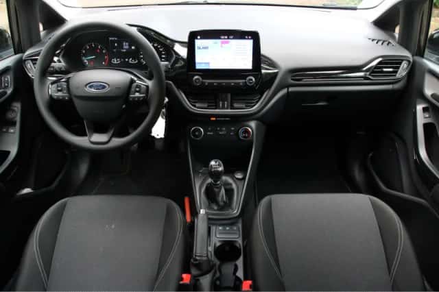 Ford Fiesta (2022) thumbnail 4