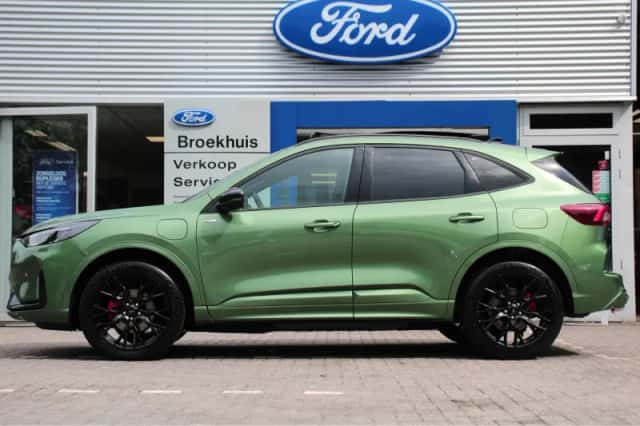 Ford Kuga (2025) thumbnail 2