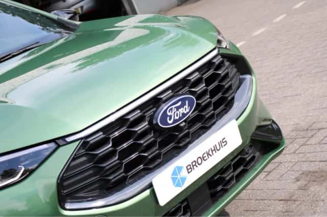 Ford Kuga (2025) thumbnail 8