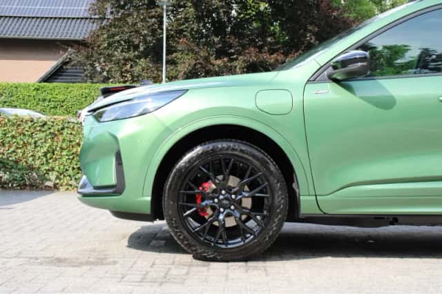 Ford Kuga (2025) thumbnail 9