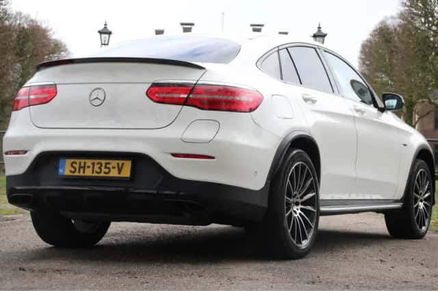 Mercedes-Benz GLC-Klasse (2018) thumbnail 3