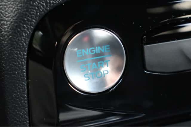 Ford Kuga (2025) thumbnail 7