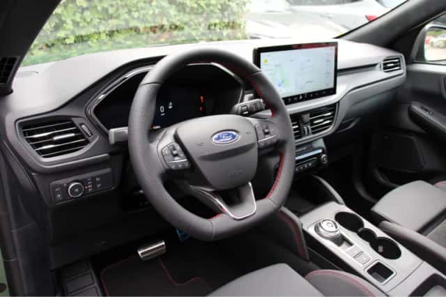 Ford Kuga (2026) thumbnail 3