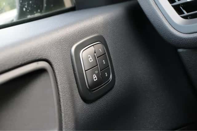 Ford Kuga (2026) thumbnail 24