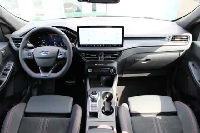 Ford Kuga (2026) thumbnail 4