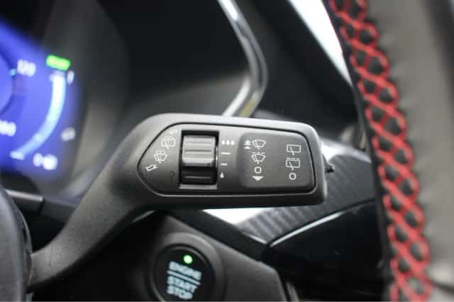 Ford Kuga (2023) thumbnail 16