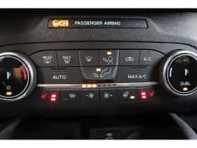 Ford Kuga (2023) thumbnail 23