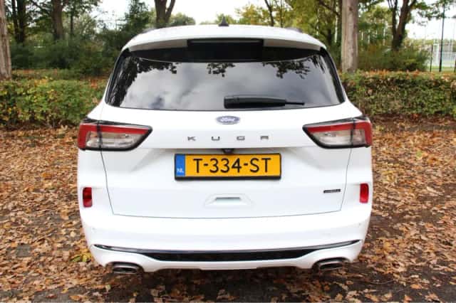 Ford Kuga (2023) thumbnail 33