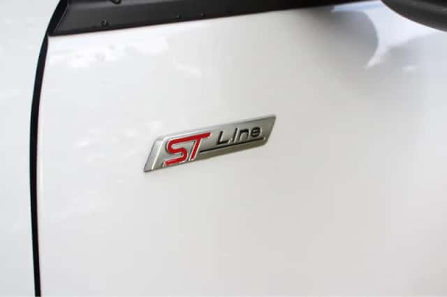 Ford Kuga (2023) thumbnail 35