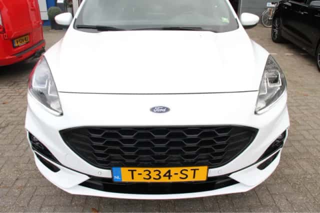 Ford Kuga (2023) thumbnail 40