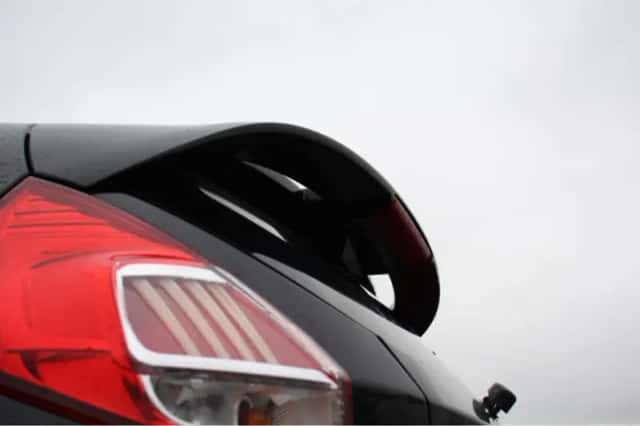 Ford Fiesta (2016) thumbnail 9