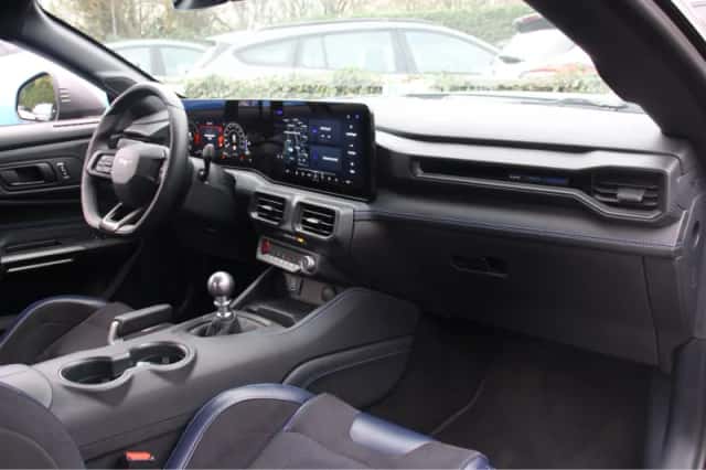 Ford Mustang (2024) thumbnail 6