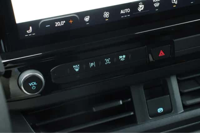Ford Transit Custom (2024) thumbnail 23