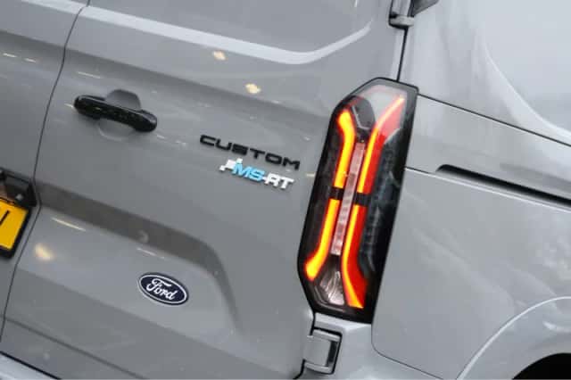 Ford Transit Custom (2024) thumbnail 28