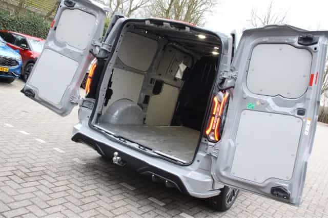 Ford Transit Custom (2024) thumbnail 31