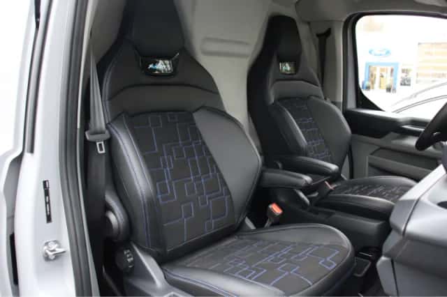 Ford Transit Custom (2024) thumbnail 10