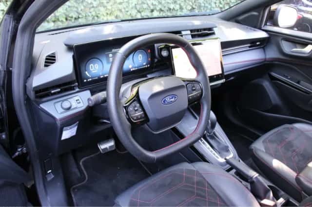 Ford Puma (2024) thumbnail 4