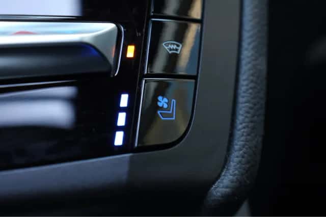 Ford Explorer (2019) thumbnail 28
