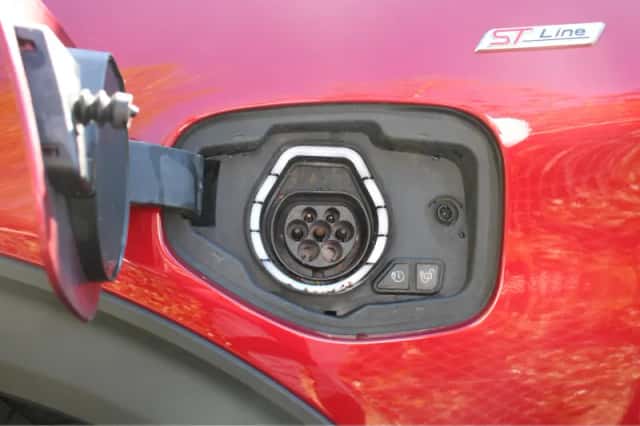 Ford Explorer (2019) thumbnail 41