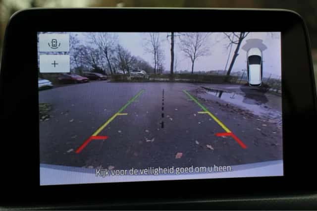 Ford Focus (2021) thumbnail 14