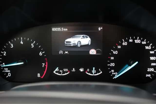 Ford Focus (2021) thumbnail 15