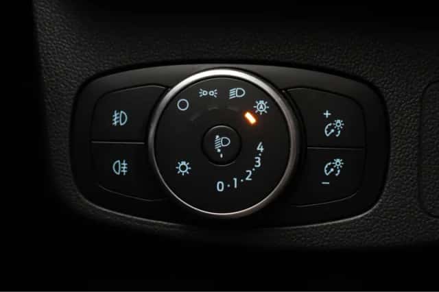 Ford Focus (2021) thumbnail 20
