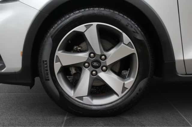 Ford Focus (2021) thumbnail 39