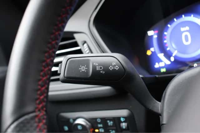 Ford Kuga (2023) thumbnail 14