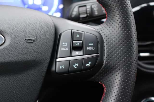 Ford Kuga (2023) thumbnail 17