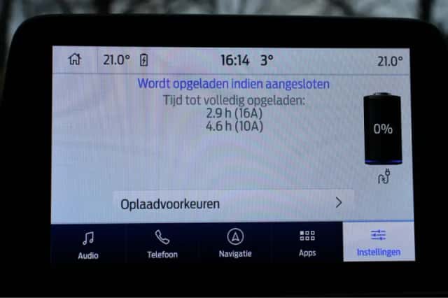 Ford Kuga (2023) thumbnail 22