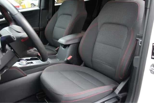 Ford Kuga (2023) thumbnail 29