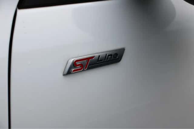 Ford Kuga (2023) thumbnail 36