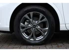 Ford Kuga (2023) thumbnail 38