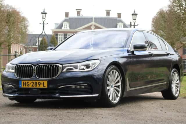 BMW 7-Serie (2015) thumbnail 46