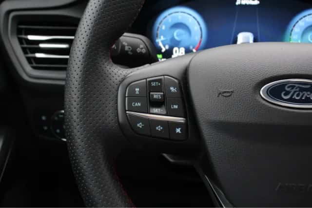 Ford Focus (2024) thumbnail 10
