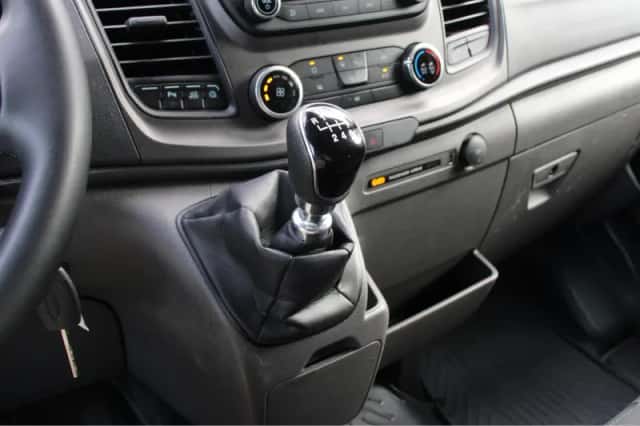 Ford Transit (2023) thumbnail 14